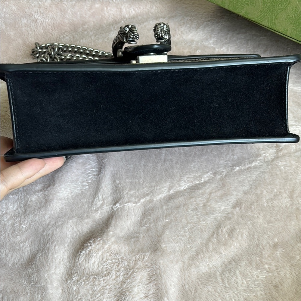 Crystal Embellished Gucci Dionysus Bag - Picture 4 of 11